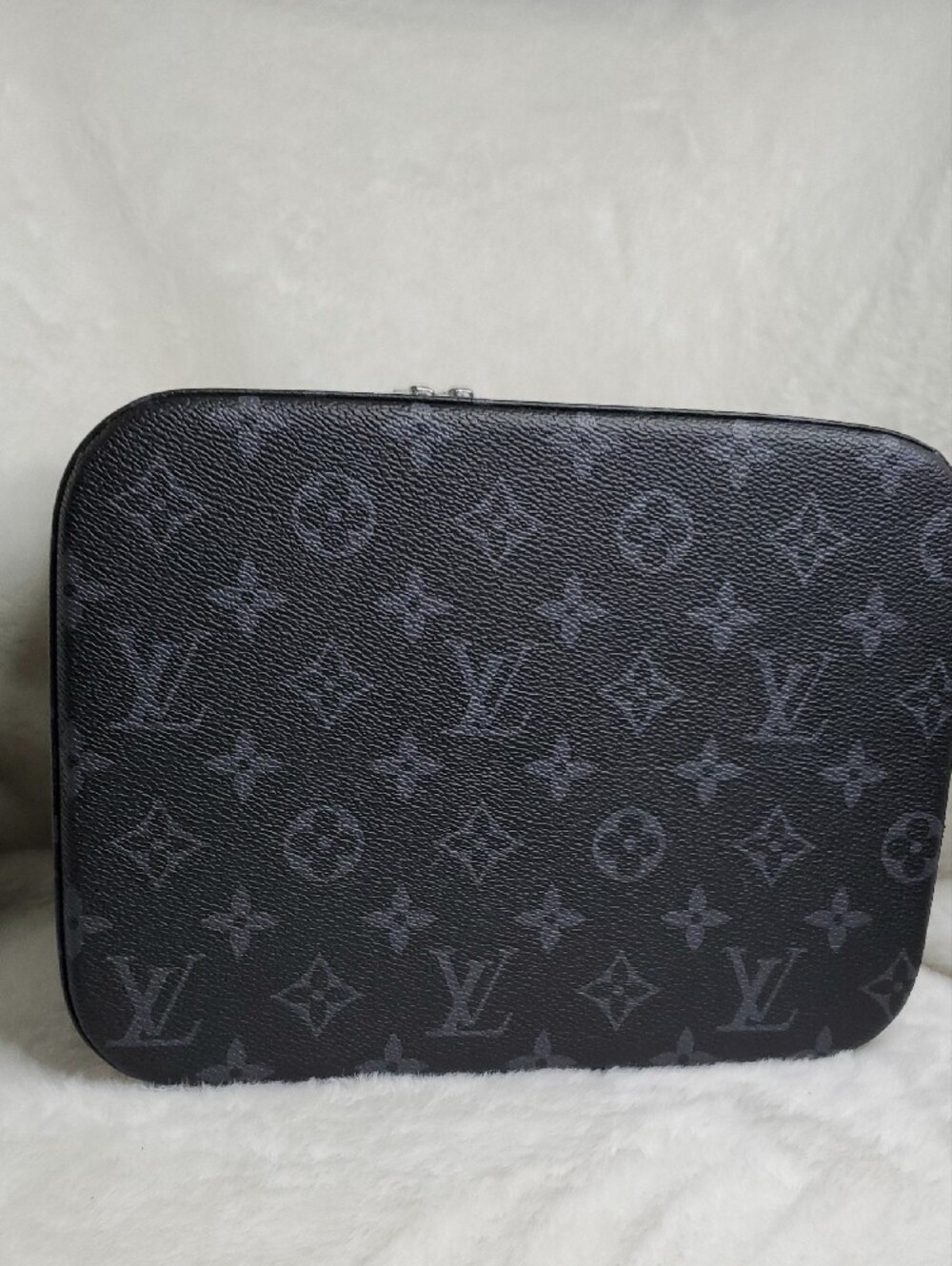 Lv Black Monogram Toiletry Case - Picture 7 of 11